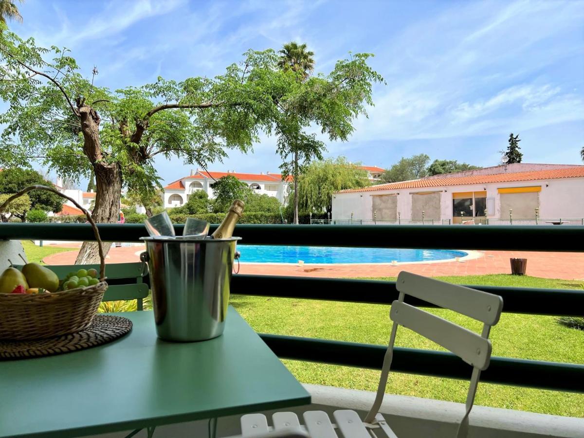 Albufeira Twins 2 With Pool By Homing Apartment Bagian luar foto