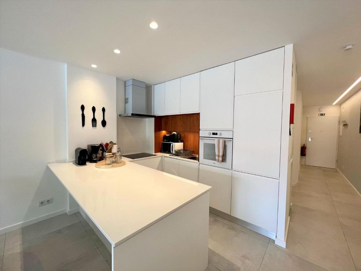 Albufeira Twins 2 With Pool By Homing Apartment Bagian luar foto