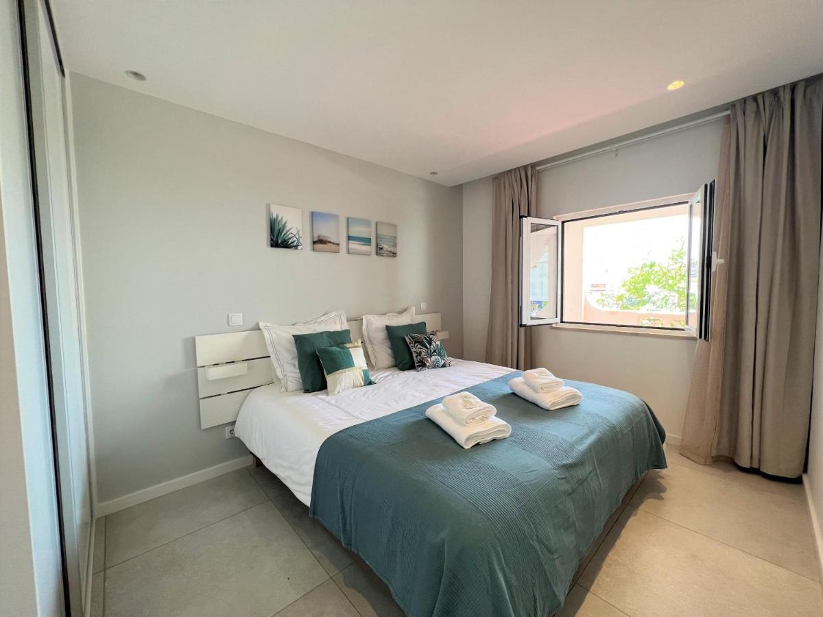 Albufeira Twins 2 With Pool By Homing Apartment Bagian luar foto
